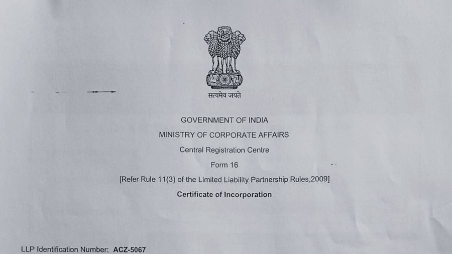 Masthead of the Certificate of Incorporation: the State Emblem of India above Government of India, Ministry of Corporate Affairs, Central Registration Centre, Form 16, Certificate of Incorporation, LLP Identification Number ACZ-5067